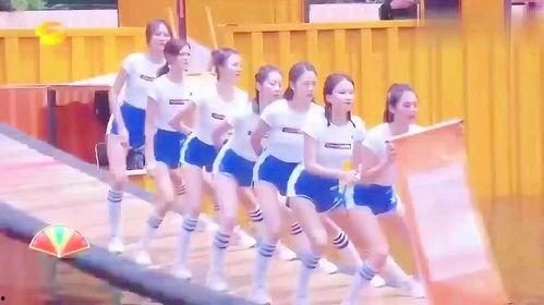 百萬網紅美女吃瓜事件,揭秘網絡輿論背后的真相